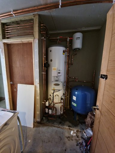 Heat pumps & solar thermal project from the Neale Plumbing and Heating portfolio